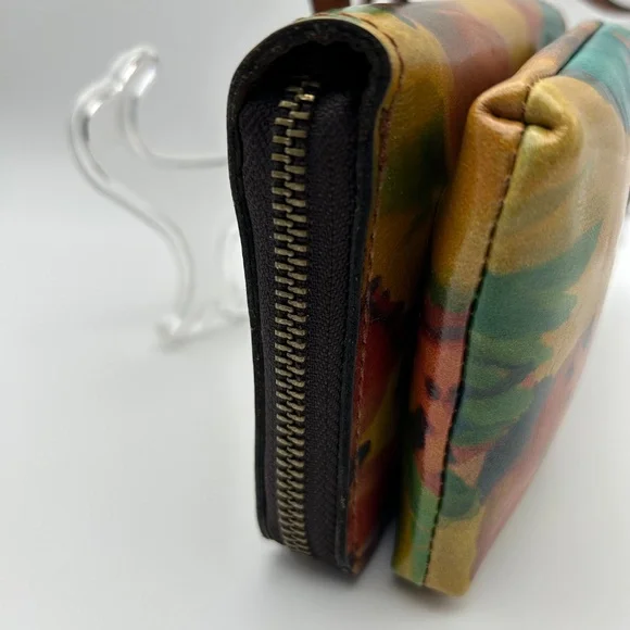 Patricia Nash Watercolor Butterfly Zip Around Wallet Crossbody NWOT - Picture 9 of 13